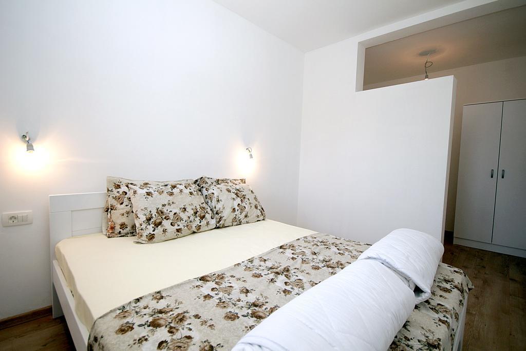 Apartmani Begovic Бар Экстерьер фото