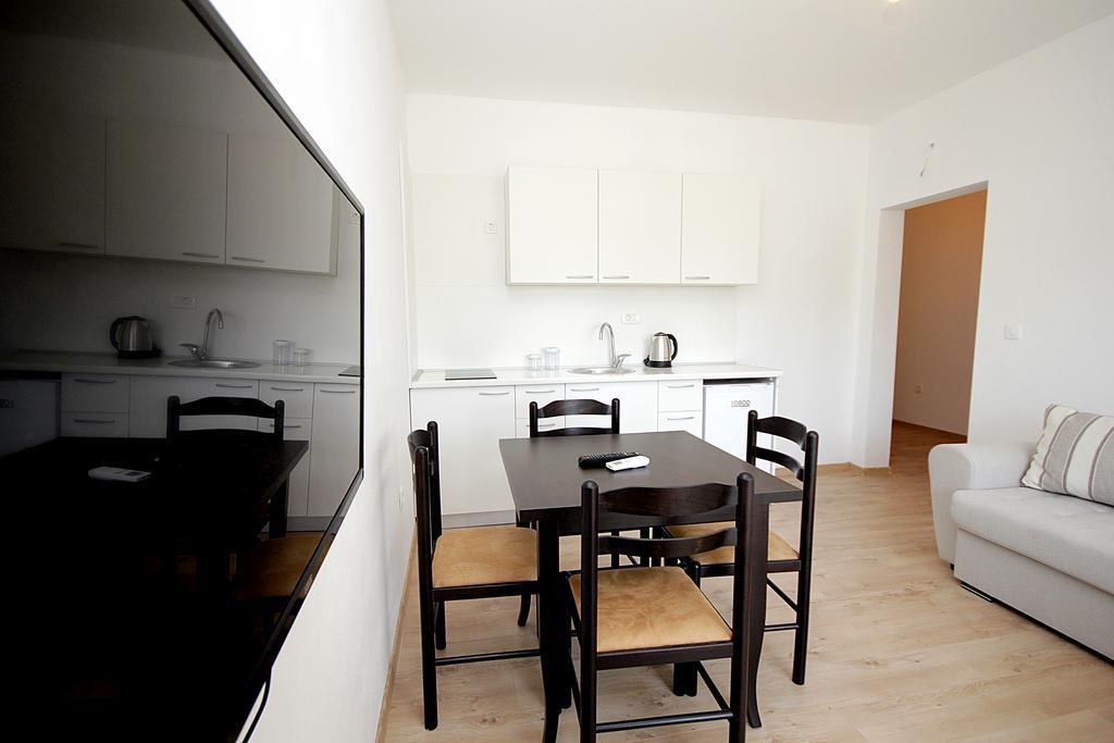Apartmani Begovic Бар Экстерьер фото